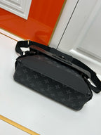 Louis Vuitton Messenger MM Voyager M40510