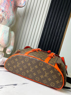 Louis Vuitton M46814 Christopher MM