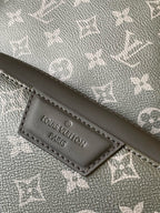 Louis Vuitton M43186 Discovery Backpack